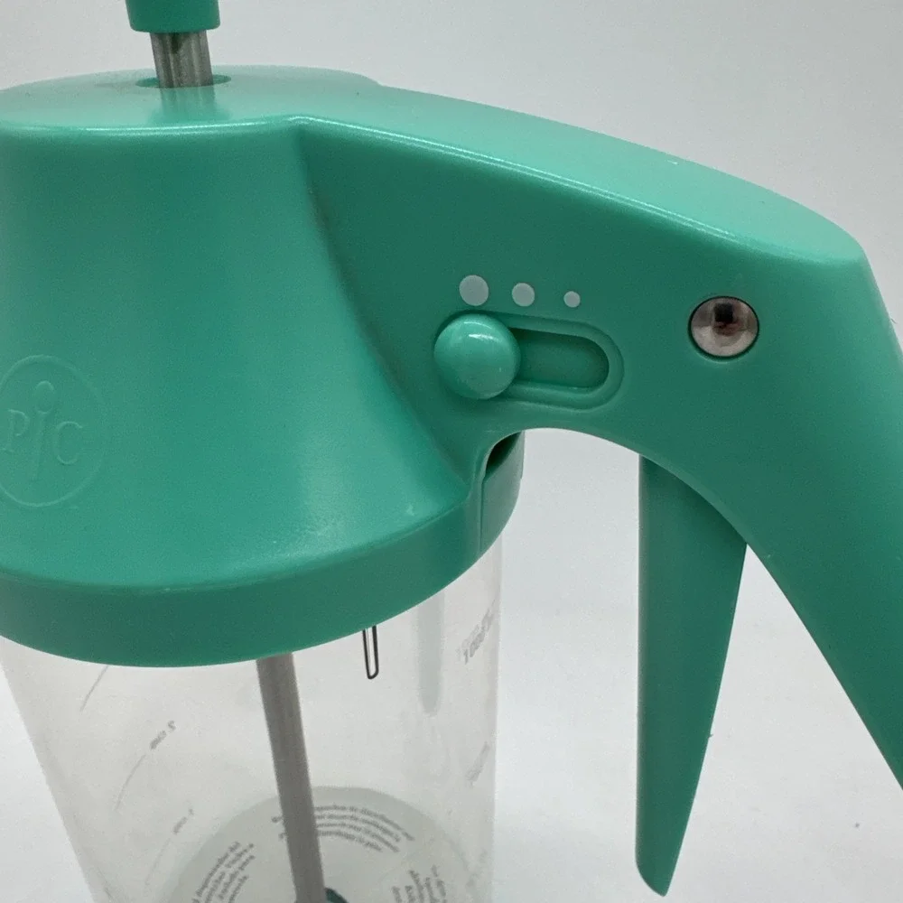 Pampered Chef new never